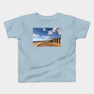 Blyth Beach Huts in August Sunshine Kids T-Shirt